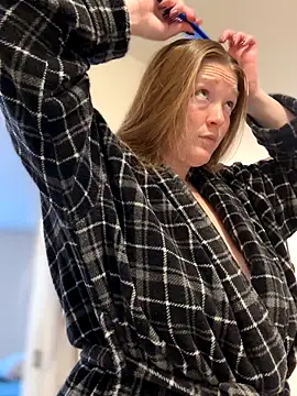 PussiesnCream  online show from September 24, 3:55 pm