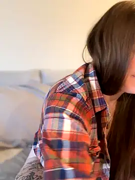 PussiesnCream  online show from October 22, 2:33 pm