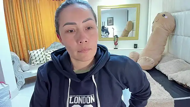 gaby trent online show from November 24, 2:52 pm