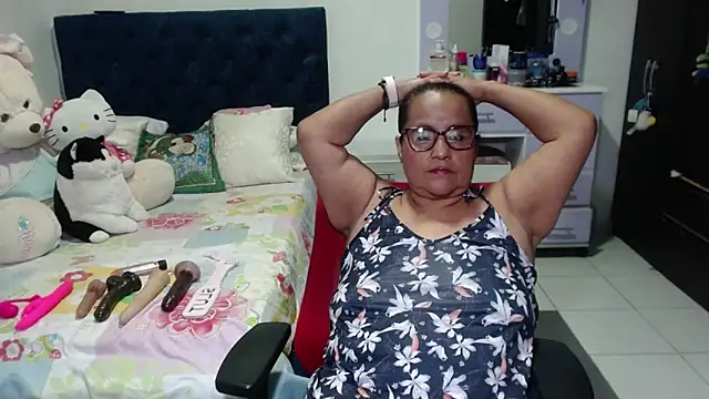 pervert mommy  online show from November 8, 11:37 am