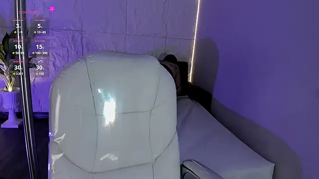 Pamela roberts online show from January 13, 10:36 pm