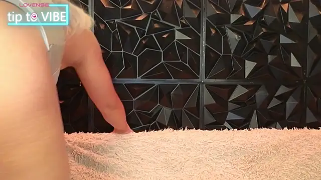 TripToHeavenTS online show from October 10, 6:29 am