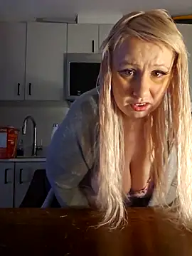 DamelynDaisy online show from February 3, 7:24 am