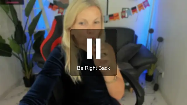 Abby Moore  online show from October 2, 7:13 am