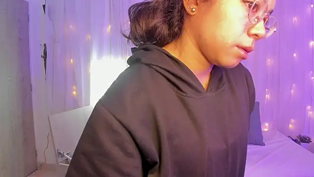 carolgaita online show from December 2, 10:27 am