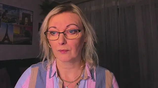 vanessa chat online show from February 2, 4:06 pm