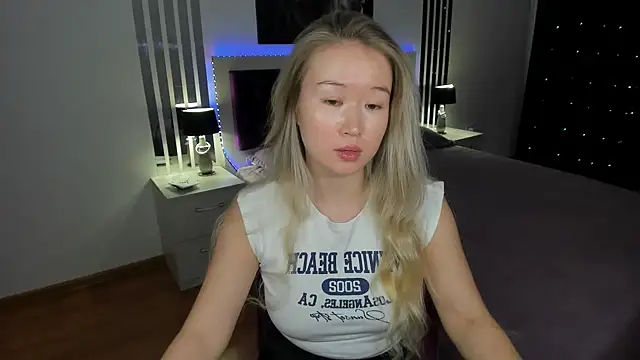 PollyOcean online show from September 25, 11:20 am