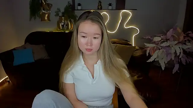 PollyOcean online show from September 15, 10:01 am