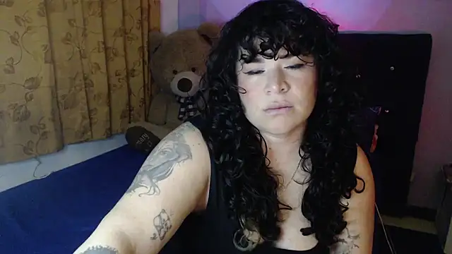 ANGELIQUE KLANE online show from December 16, 3:45 am