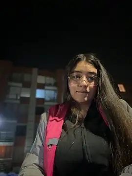 vaneelee online show from November 16, 2:57 am