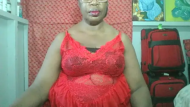 Snapshot of pink69pussy chatting on October 14, 8:33 pm pink69pussy online show from October 14, 8:33 pm