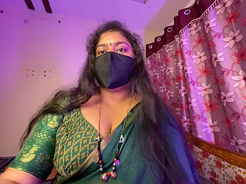 Love 4Sex online show from February 6, 8:50 am