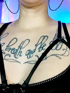 Fuck-Gina online show from November 13, 4:33 am