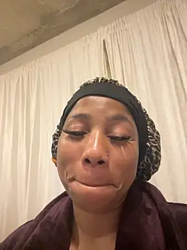 CurvyDesire1 online show from November 22, 12:02 am