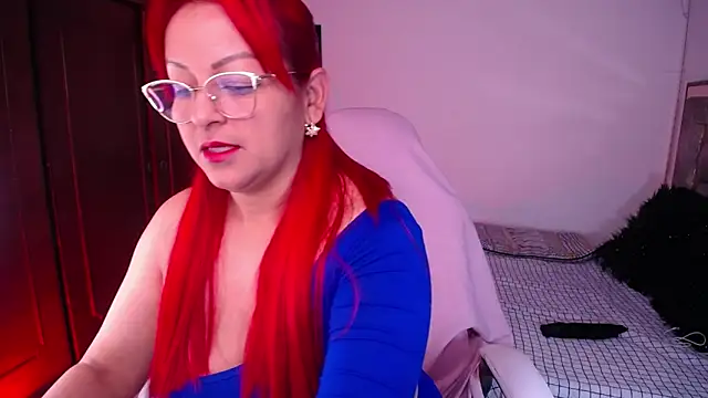 salomecastro  online show from September 25, 3:27 am