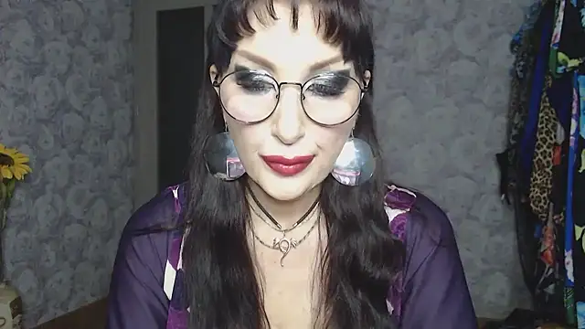 Aziza1 online show from December 18, 9:08 pm