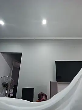 DirtySnowball69 online show from December 16, 3:40 pm