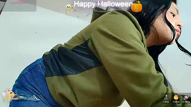 Anal Milky Momma online show from October 30, 2:40 pm