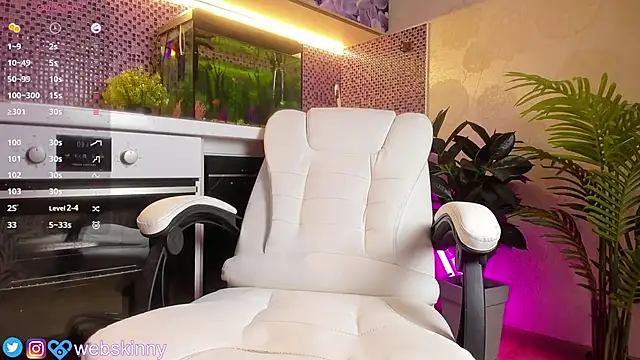 Top Skinny online show from October 1, 8:19 am