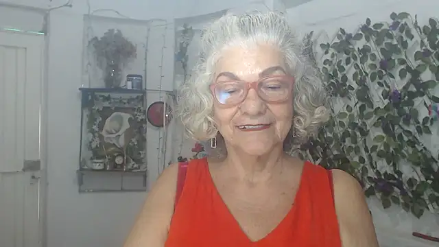 FunnyGrandma online show from February 15, 6:07 pm