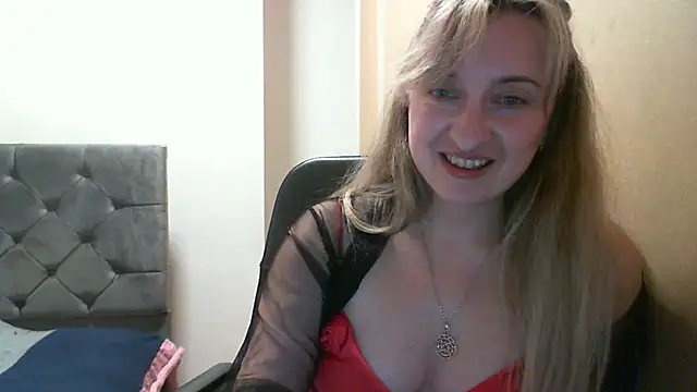 SusanCurt online show from November 7, 8:25 pm