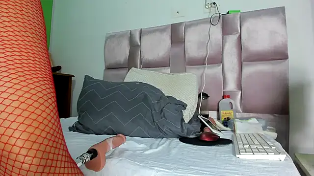 GiulianaRobert online show from February 11, 9:38 pm