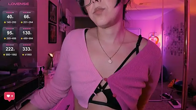 Evie-Luna online show from November 12, 2:42 am