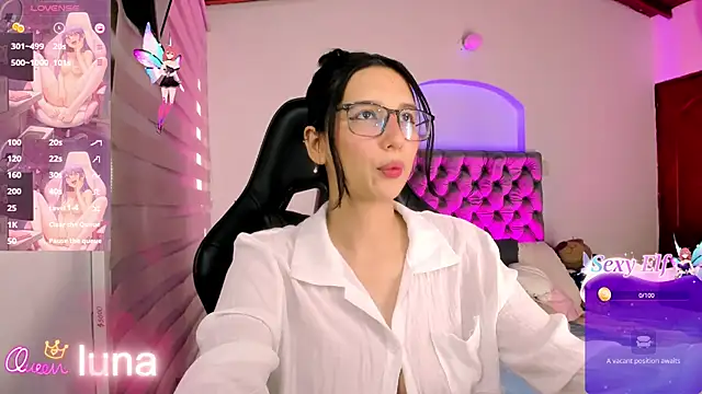 Luniverse online show from March 3, 8:59 pm