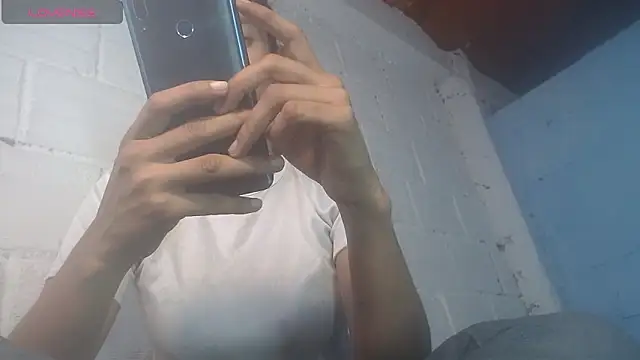 jasminne  online show from October 22, 4:45 pm