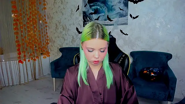 EnergyBunny 1 online show from October 27, 6:35 pm