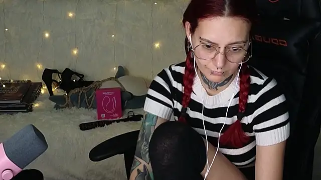 Ginger Stay online show from October 2, 11:54 pm