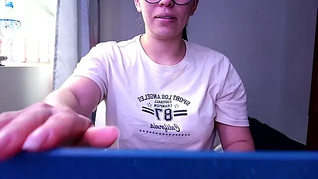 mayhott2 online show from September 20, 9:24 pm