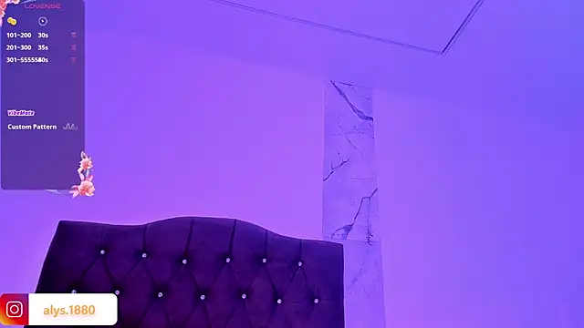 alysson 18 online show from November 24, 1:13 pm