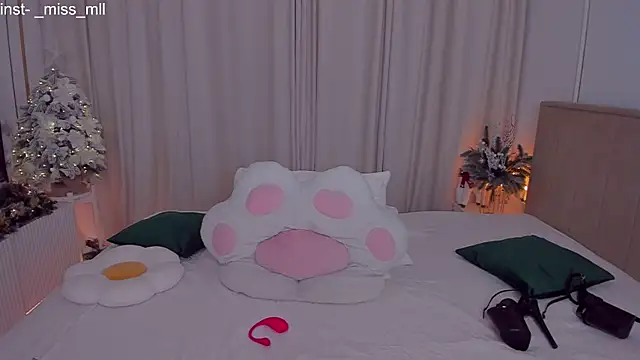 MaaryM online show from December 19, 10:02 pm