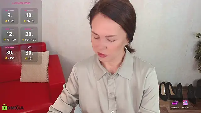 VickyGolden online show from September 18, 5:17 am