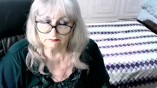 LolkaAlyss online show from November 9, 9:11 pm