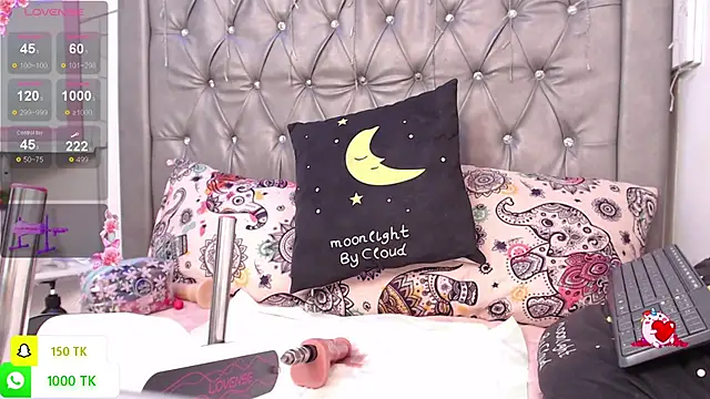 LAILAGUMMY online show from November 13, 2:49 pm