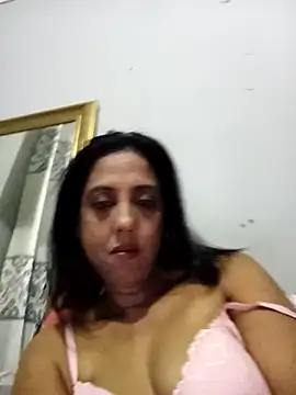 Snapshot of Mahi4luv chatting on October 4, 11:09 pm Mahi4luv online show from October 4, 11:09 pm