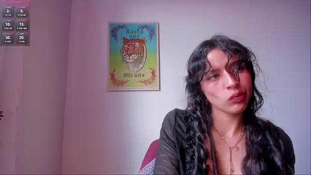 aluna 0310 online show from March 1, 9:58 pm