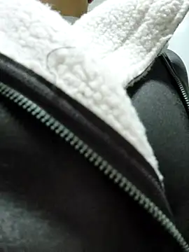 JoleNe2702 online show from November 4, 7:02 am