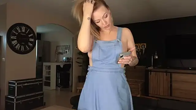 Sacha-xx online show from January 16, 2:13 pm