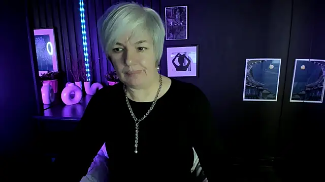 CarmenSoft online show from November 14, 8:53 pm