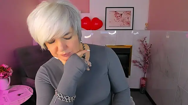 CarmenSoft online show from February 9, 9:06 pm