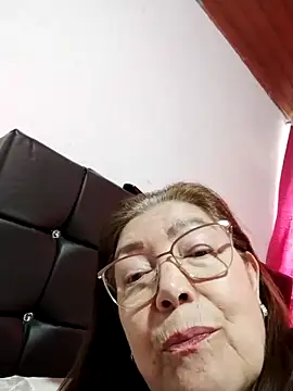 Vicky Rosse online show from February 6, 10:02 pm