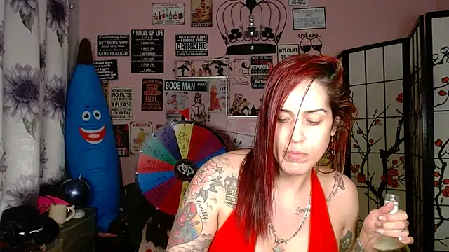 latinacubana online show from February 1, 8:57 am