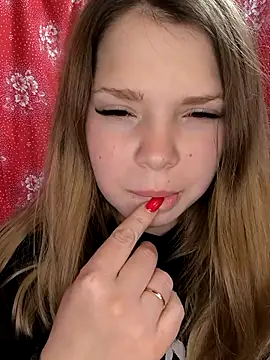 Zuli Kiska online show from February 11, 9:16 pm