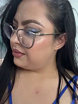 MileyGia online show from November 29, 1:53 am