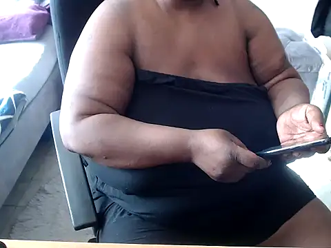 ebonybbwcouples online show from September 22, 1:20 pm