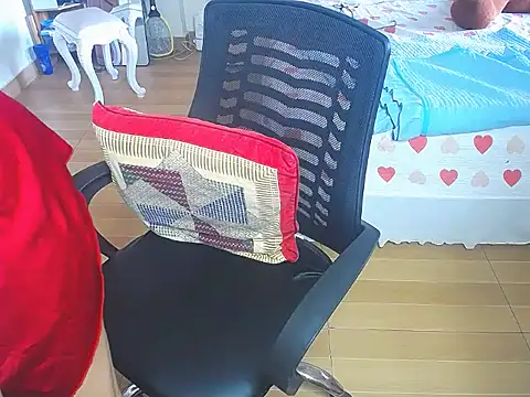 Makemypussysquirt-tsunami online show from October 8, 9:02 am