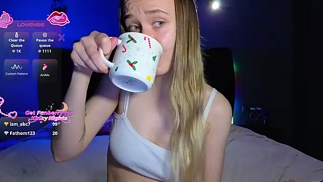 SexyCocobutt online show from February 13, 1:35 pm